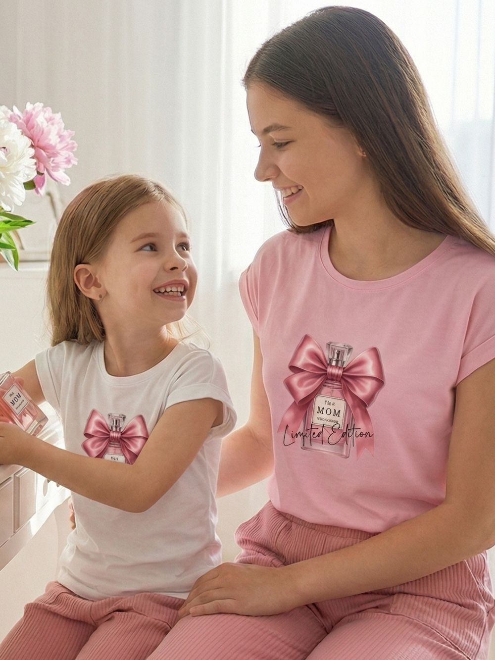 Djevojačka majica s kratkim rukavima PARFUME