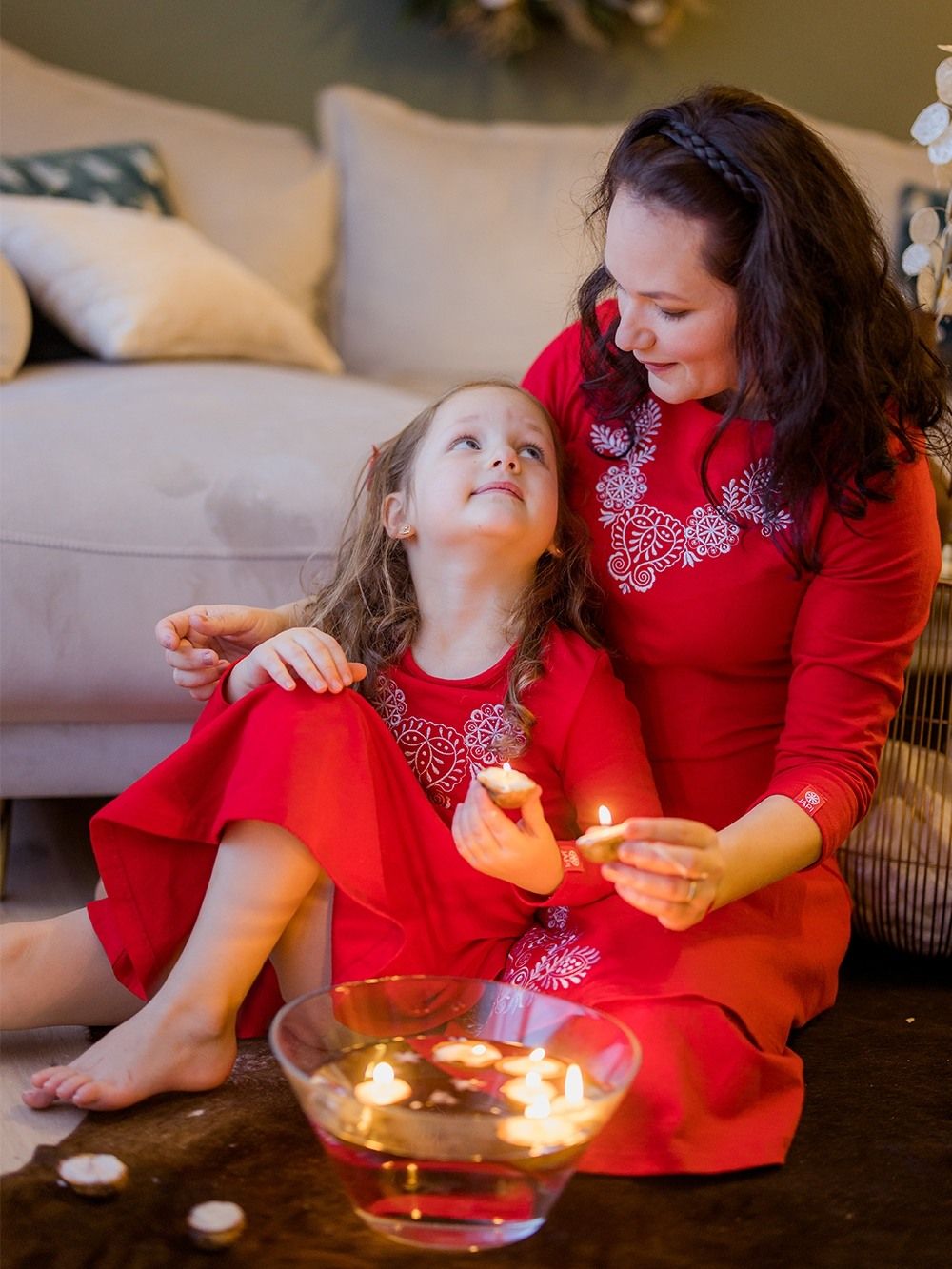 Tradícia - šaty pre ženu a dievča