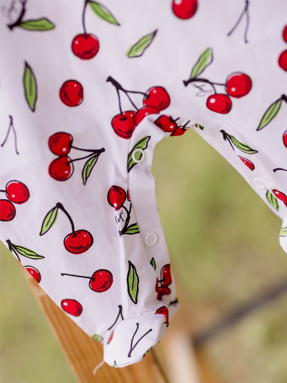 Kombinezoni bez rukava CHERRY