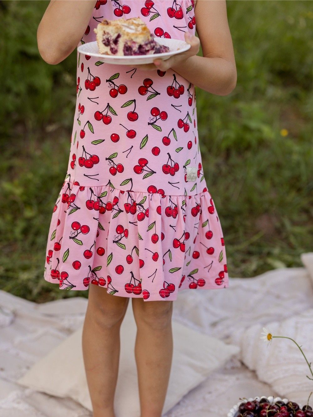 Šaty na ramienka CHERRY